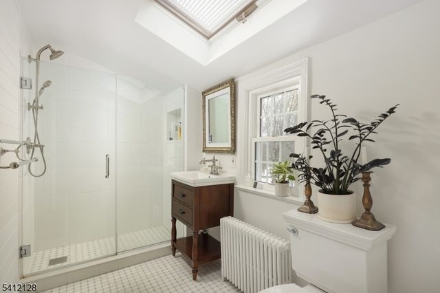 607 Foothill Rd, Bridgewater Twp., NJ 08807