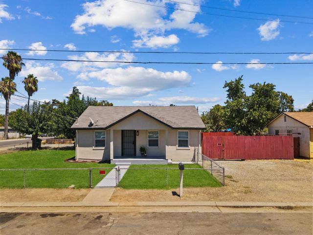 1368 N Newport Ave, Stockton, CA 95205