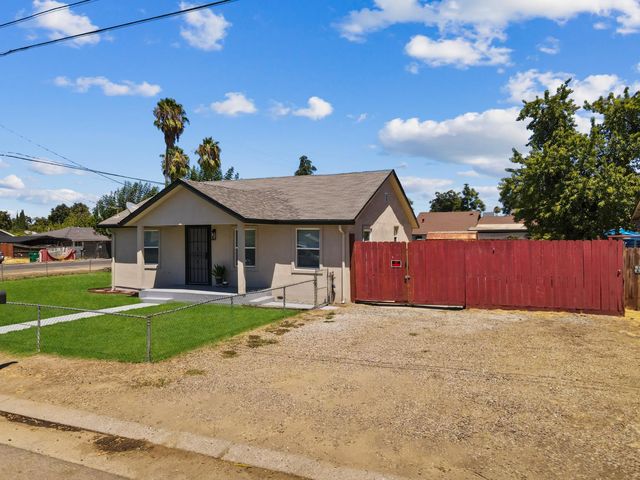1368 N Newport Ave, Stockton, CA 95205