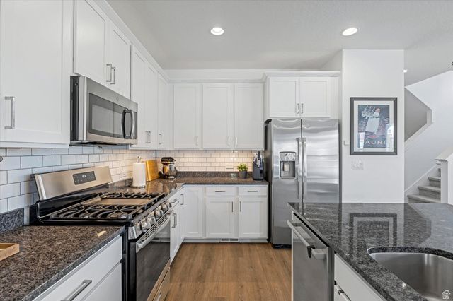 11671 S NIGHT HERON RD, South Jordan, UT 84009