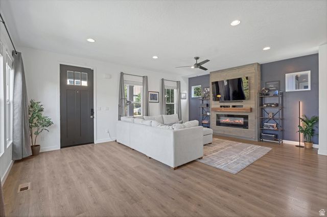 11671 S NIGHT HERON RD, South Jordan, UT 84009