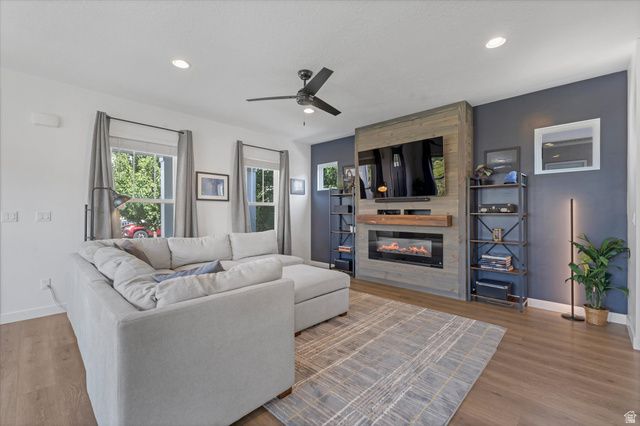 11671 S NIGHT HERON RD, South Jordan, UT 84009