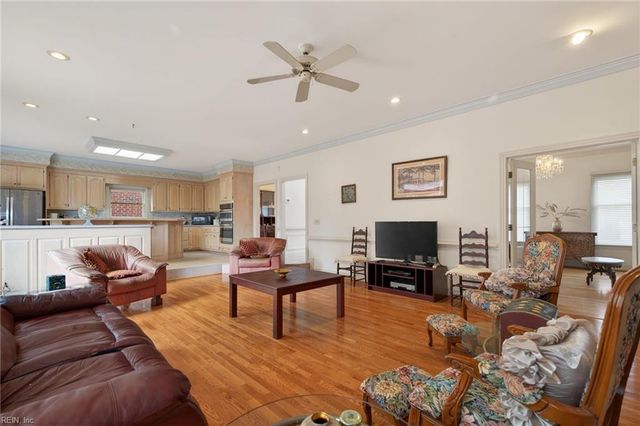 1551 Bordeaux PL, Norfolk, VA 23509