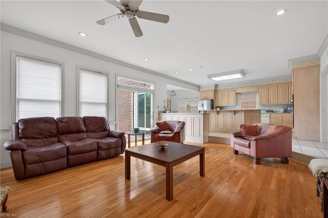 1551 Bordeaux PL, Norfolk, VA 23509