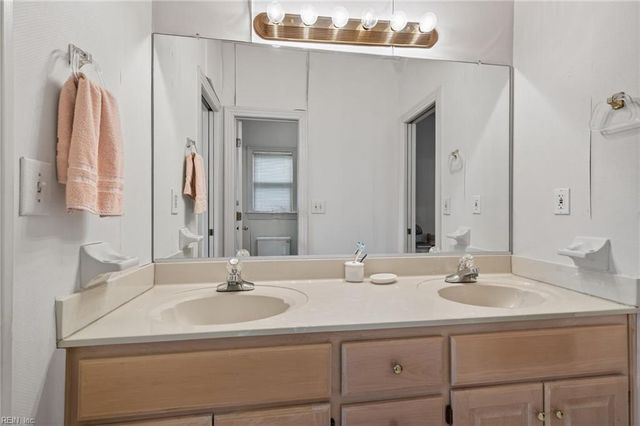 1551 Bordeaux PL, Norfolk, VA 23509