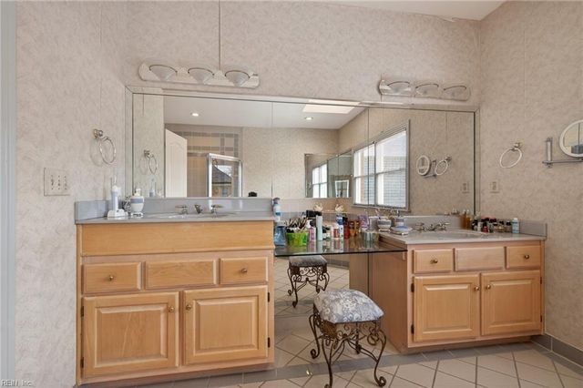 1551 Bordeaux PL, Norfolk, VA 23509