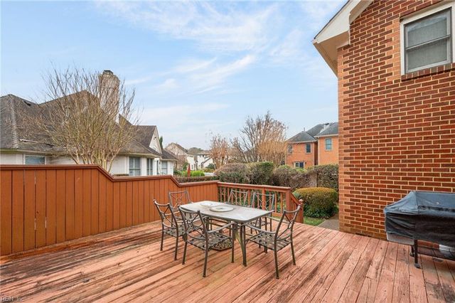 1551 Bordeaux PL, Norfolk, VA 23509