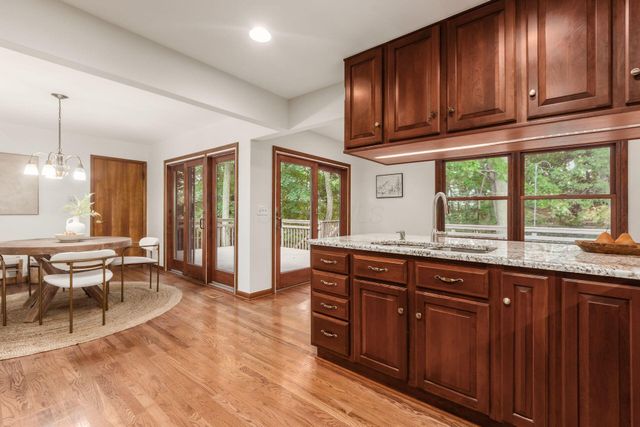3685 Sunset Drive, Upper Arlington, OH 43221