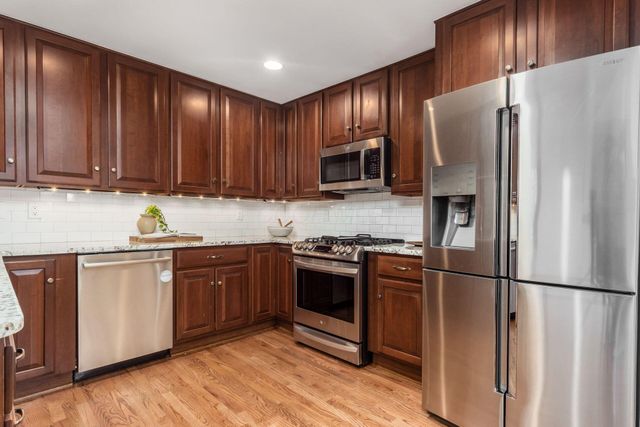 3685 Sunset Drive, Upper Arlington, OH 43221