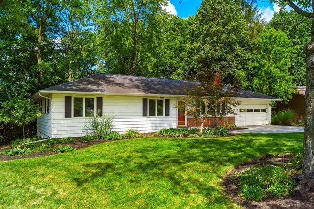 3685 Sunset Drive, Upper Arlington, OH 43221