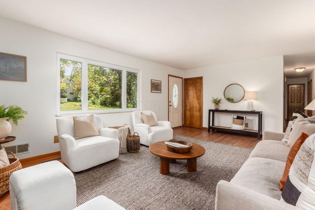 3685 Sunset Drive, Upper Arlington, OH 43221