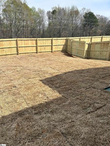 13 Leacock Drive, Fountain Inn, SC 29644