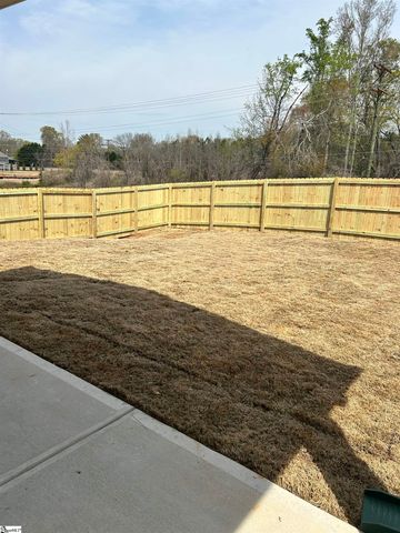 13 Leacock Drive, Fountain Inn, SC 29644