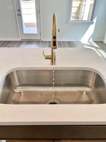 13 Leacock Drive, Fountain Inn, SC 29644