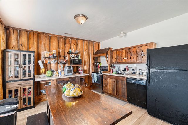 3933 W Harrison Road, Hart, MI 49420