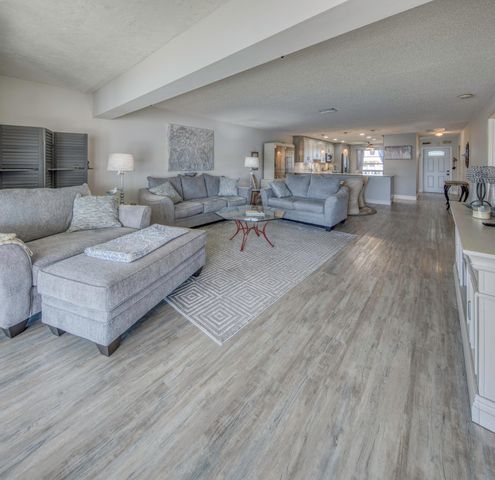 1720 NW 20th Street 201, Delray Beach, FL 33445