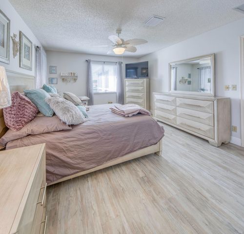 1720 NW 20th Street 201, Delray Beach, FL 33445