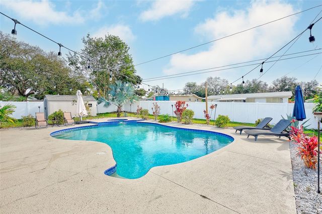 2032 GATEWOOD DRIVE, Largo, FL 33770