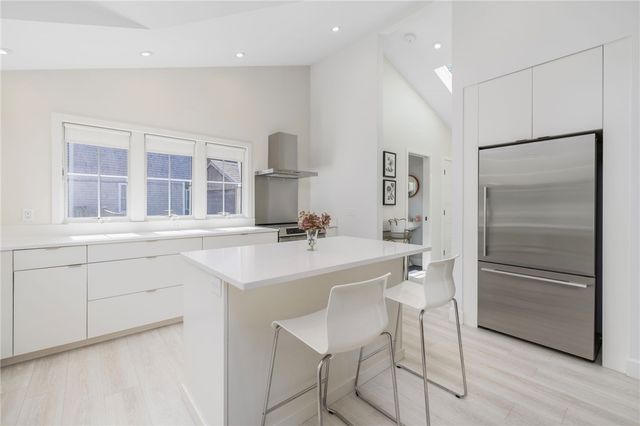 49 Keeher Avenue, Newport, RI 02840