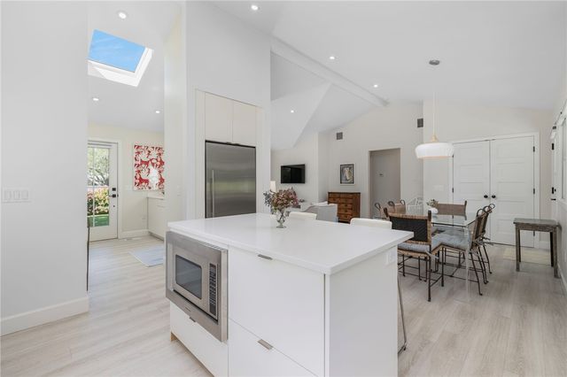 49 Keeher Avenue, Newport, RI 02840