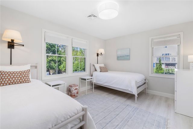 49 Keeher Avenue, Newport, RI 02840