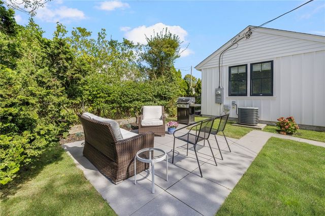 49 Keeher Avenue, Newport, RI 02840