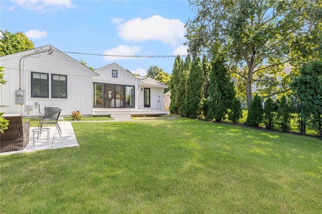 49 Keeher Avenue, Newport, RI 02840