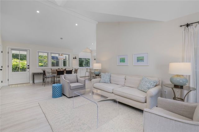 49 Keeher Avenue, Newport, RI 02840