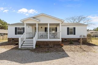 106 Bay Harbor Court, Swansboro, NC 28584