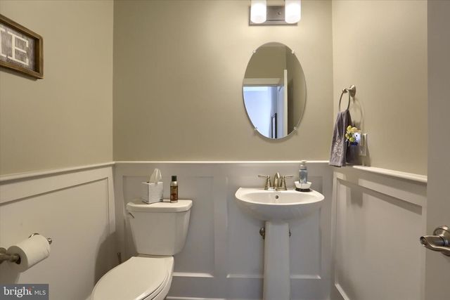 1520 ZESTAR DR, Mechanicsburg, PA 17055