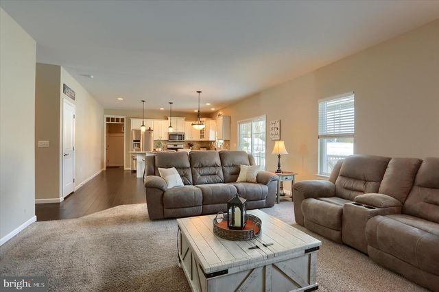 1520 ZESTAR DR, Mechanicsburg, PA 17055