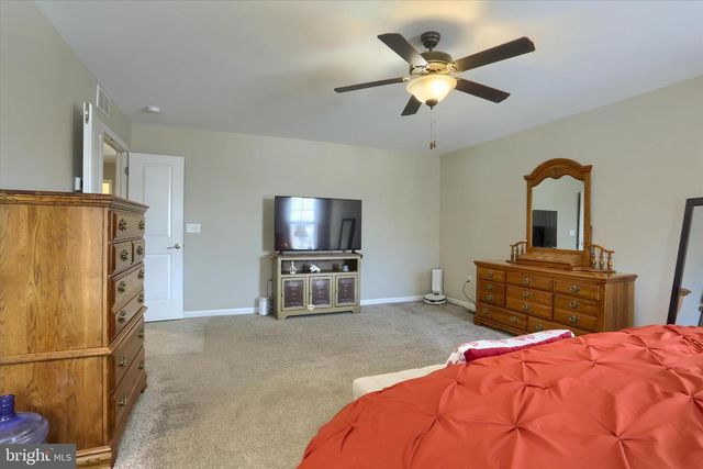 1520 ZESTAR DR, Mechanicsburg, PA 17055