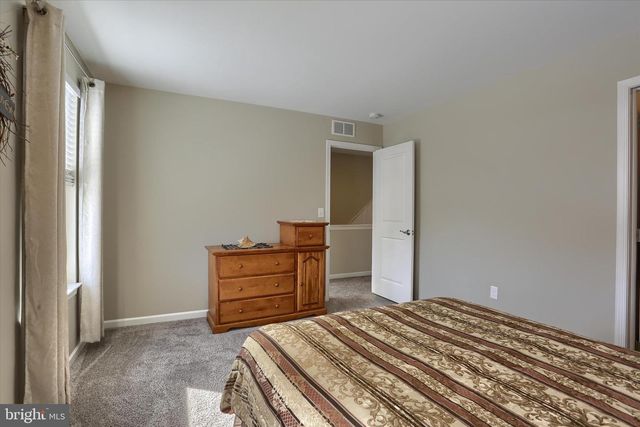 1520 ZESTAR DR, Mechanicsburg, PA 17055