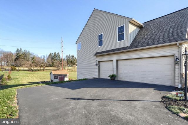 1520 ZESTAR DR, Mechanicsburg, PA 17055