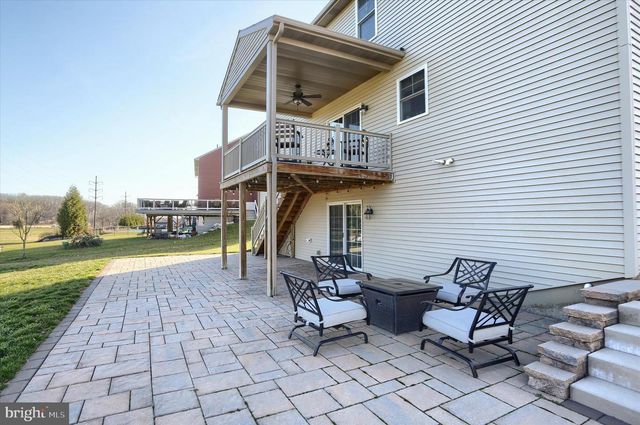 1520 ZESTAR DR, Mechanicsburg, PA 17055