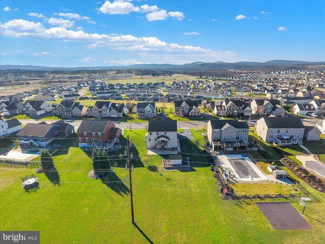 1520 ZESTAR DR, Mechanicsburg, PA 17055