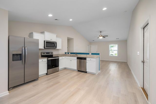 2147 Stillpointe Drive, Sumter, SC 29154