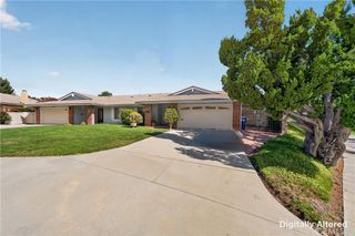 26331 Long Oak, Newhall, CA 91321