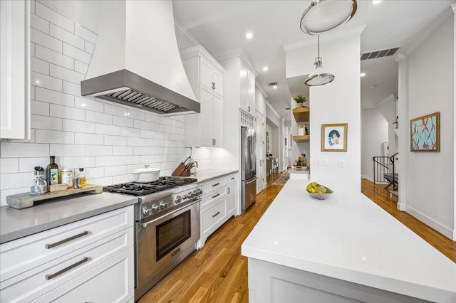 1710 Michigan Street, Houston, TX 77006