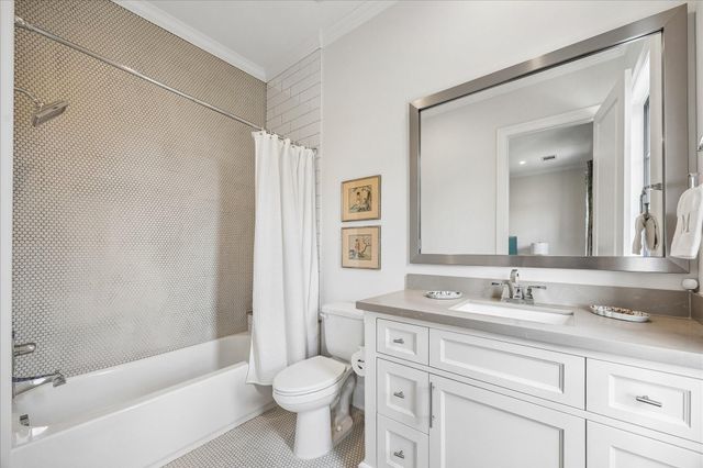 1710 Michigan Street, Houston, TX 77006