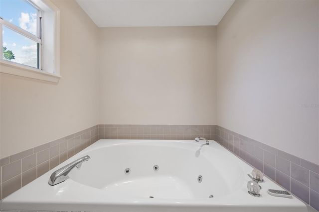 3220 W BAY VILLA AVENUE, Tampa, FL 33611