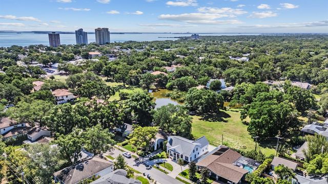 3220 W BAY VILLA AVENUE, Tampa, FL 33611