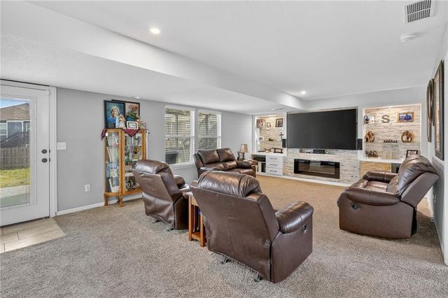 12817 Lathrop Avenue, Kansas City, KS 66109