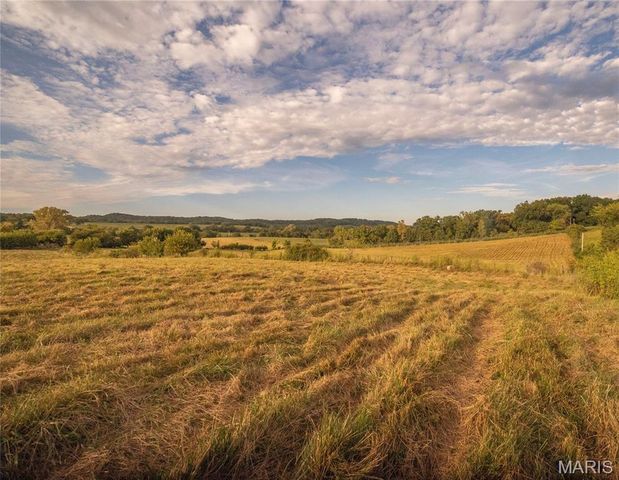 255 Gnade Road, Elsberry, MO 63343