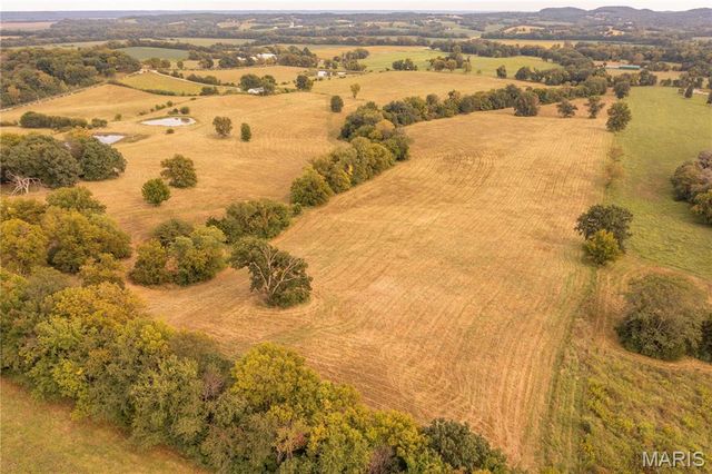 255 Gnade Road, Elsberry, MO 63343