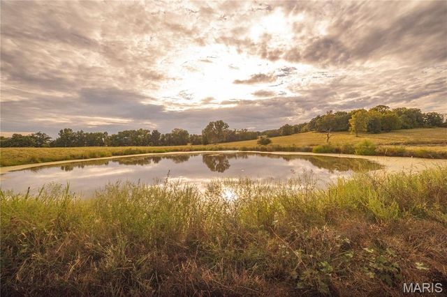 255 Gnade Road, Elsberry, MO 63343