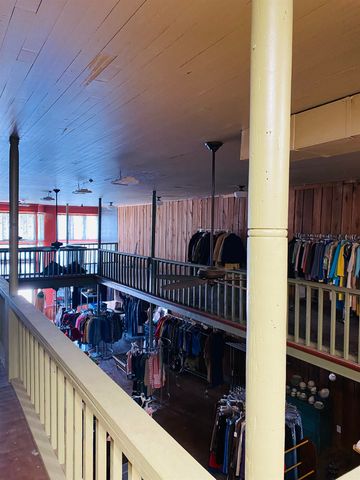 100 Main Street, Calico Rock, AR 72519