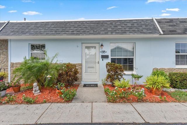 266 SKY LOCH DRIVE W, Dunedin, FL 34698