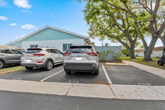 266 SKY LOCH DRIVE W, Dunedin, FL 34698