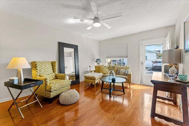 266 SKY LOCH DRIVE W, Dunedin, FL 34698